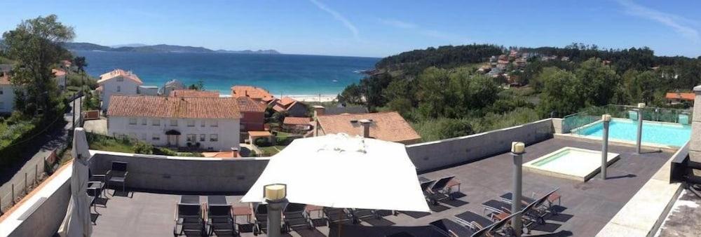 Royal Nayef Portonovo Exterior foto