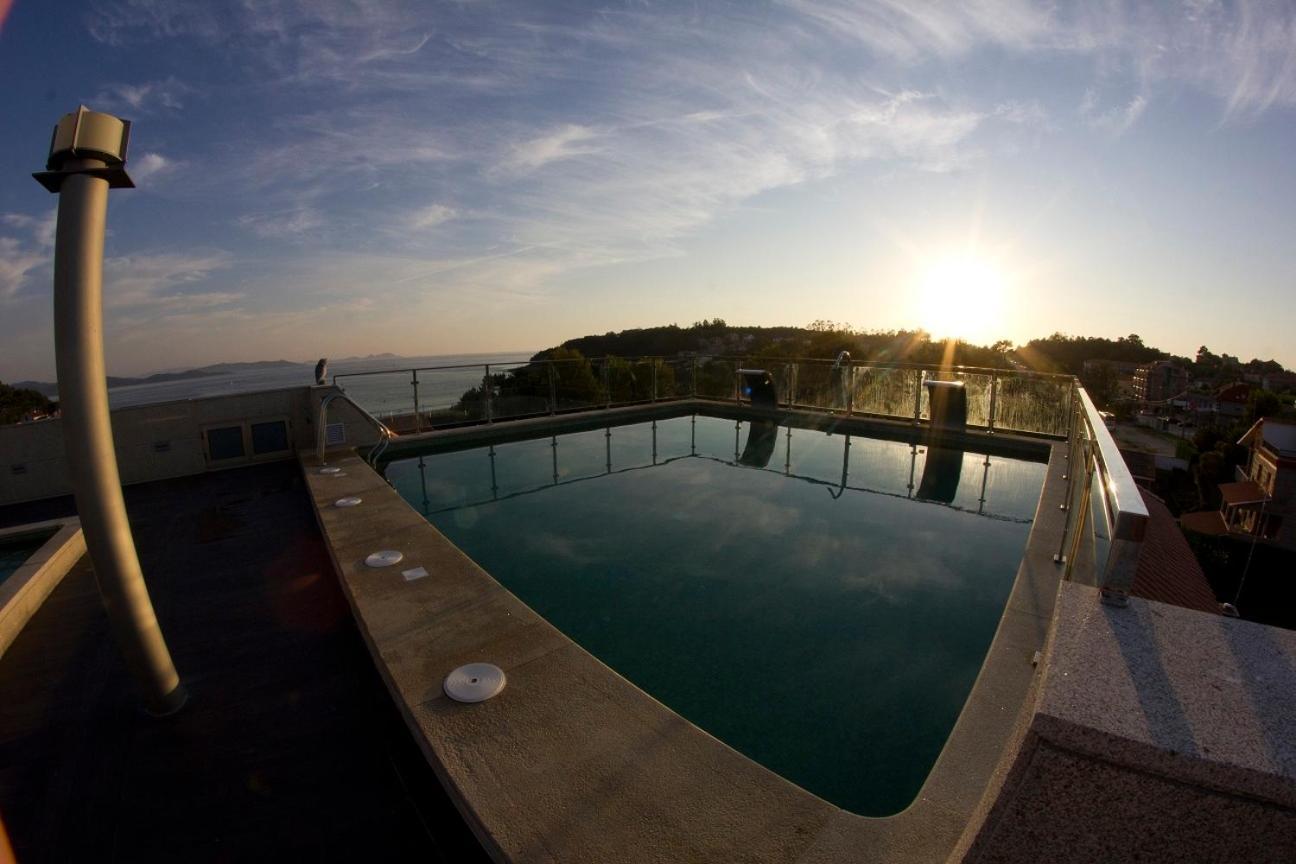 Royal Nayef Portonovo Exterior foto